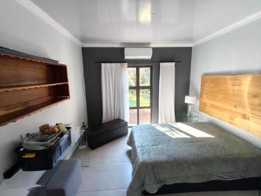 3 Bedroom Property for Sale in Safari Gardens North West